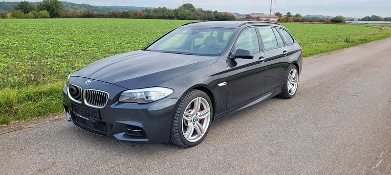 Blau Gebraucht 2013 BMW M550 Limousine | 12.500 € (Superpreis) - Bild 1/4
