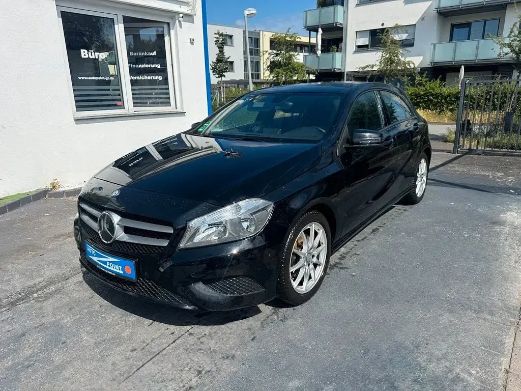Gebraucht Mercedes A200 136 PS (100 kW) 2013 Schwarz Kleinwagen