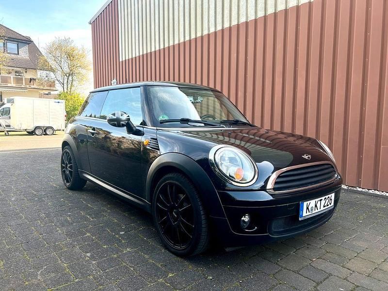Gebraucht Mini Cooper 122 PS (89 kW) 2010 Schwarz Kleinwagen