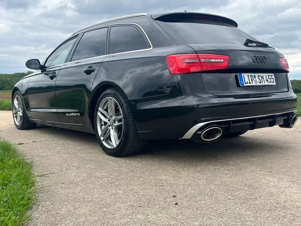Gebraucht Audi A6 Sport 204 PS (150 kW) 2012 Schwarz Limousine