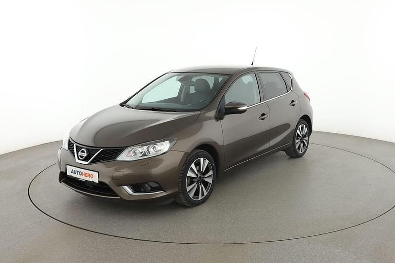 Braun Gebraucht 2015 Nissan Pulsar Tekna Limousine | 10.540 € (Fairer Preis) - Bild 1/3