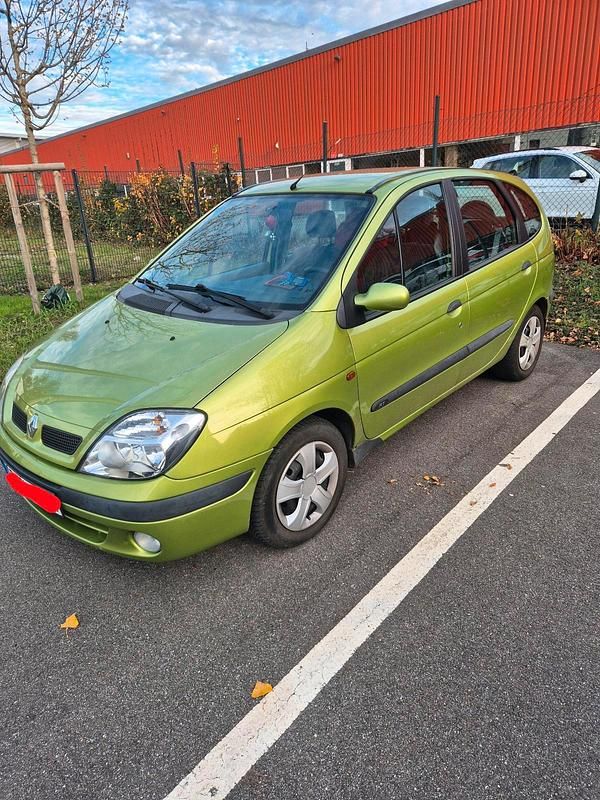 Grün Gebraucht 2000 Renault Scénic Van / Kleinbus | 1.400 € (Fairer Preis) - Bild 1/4