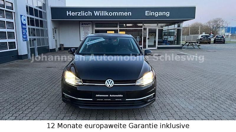 Gebraucht VW Golf VII Join 110 PS (80 kW) 2018 Schwarz Limousine
