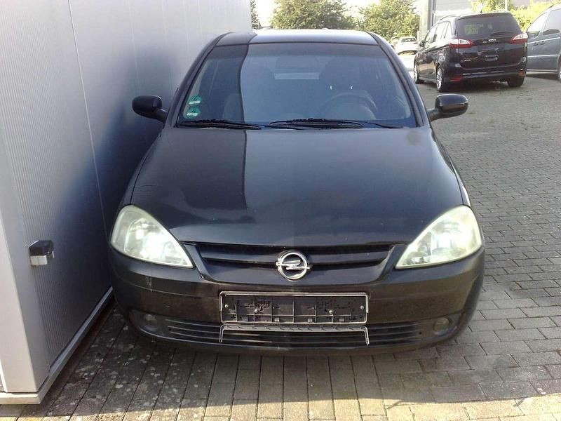 Schwarz Gebraucht 2002 Opel Corsa Sport Limousine | 590 € (Guter Preis) - Bild 1/4