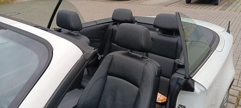 Gebraucht BMW 118 Cabriolet 143 PS (105 kW) 2010 Weiß Cabrio