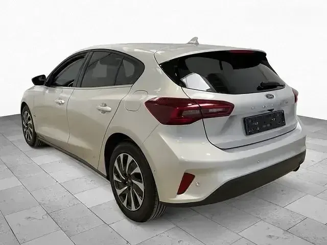 Gebraucht Ford Focus Titanium X 116 PS (85 kW) 2023 Polarsilber Limousine