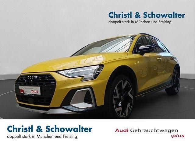 Pythongelb metallic Gebraucht 2024 Audi A3 Sport Limousine | 37.808 € (Guter Preis) - Bild 1/4