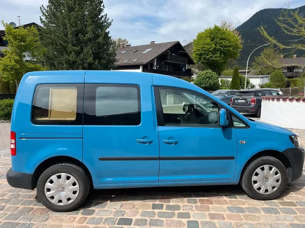 Gebraucht VW Caddy 75 PS (55 kW) 2013 Blau Van / Kleinbus
