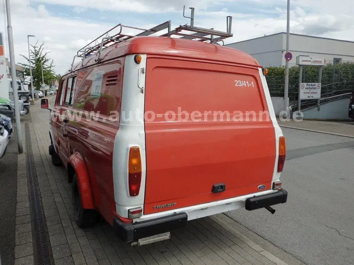 Gebraucht Ford Transit 77 PS (56 kW) 1983 Rot Van / Kleinbus