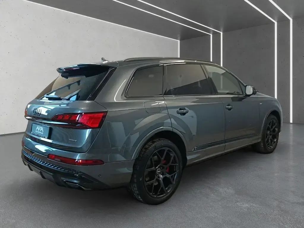 Neu Audi Q7 Business 394 PS (289 kW) 2026 Daytonagrau perleffekt SUV