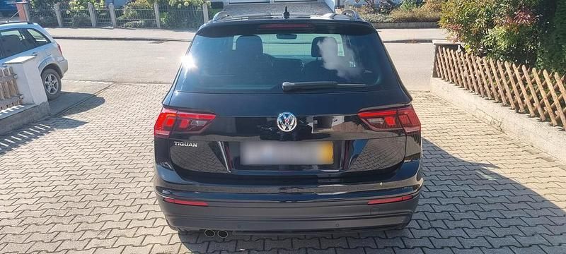 Gebraucht VW Tiguan Comfortline 150 PS (110 kW) 2019 Schwarz SUV
