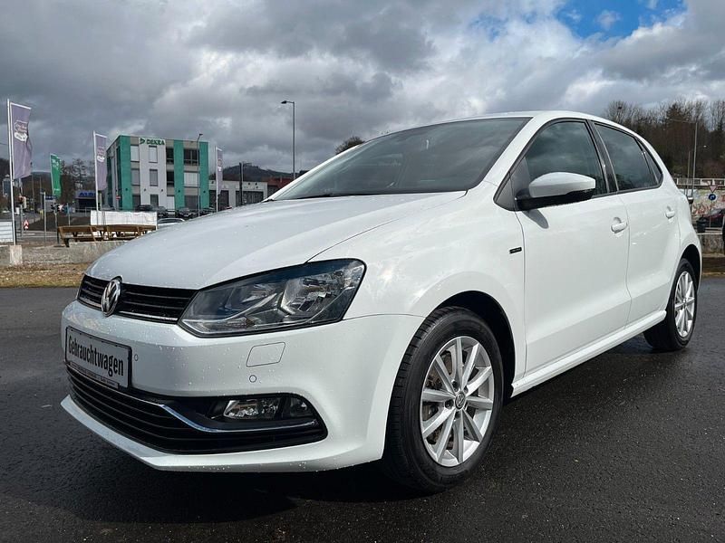 Gebraucht VW Polo LOUNGE 110 PS (80 kW) 2015 Weiß Kleinwagen