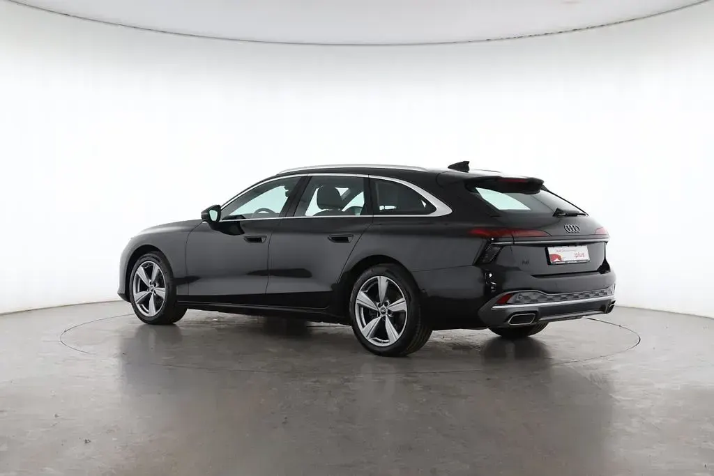 Gebraucht Audi A6 Ambiente 204 PS (150 kW) 2025 Mythosschwarz Kombi