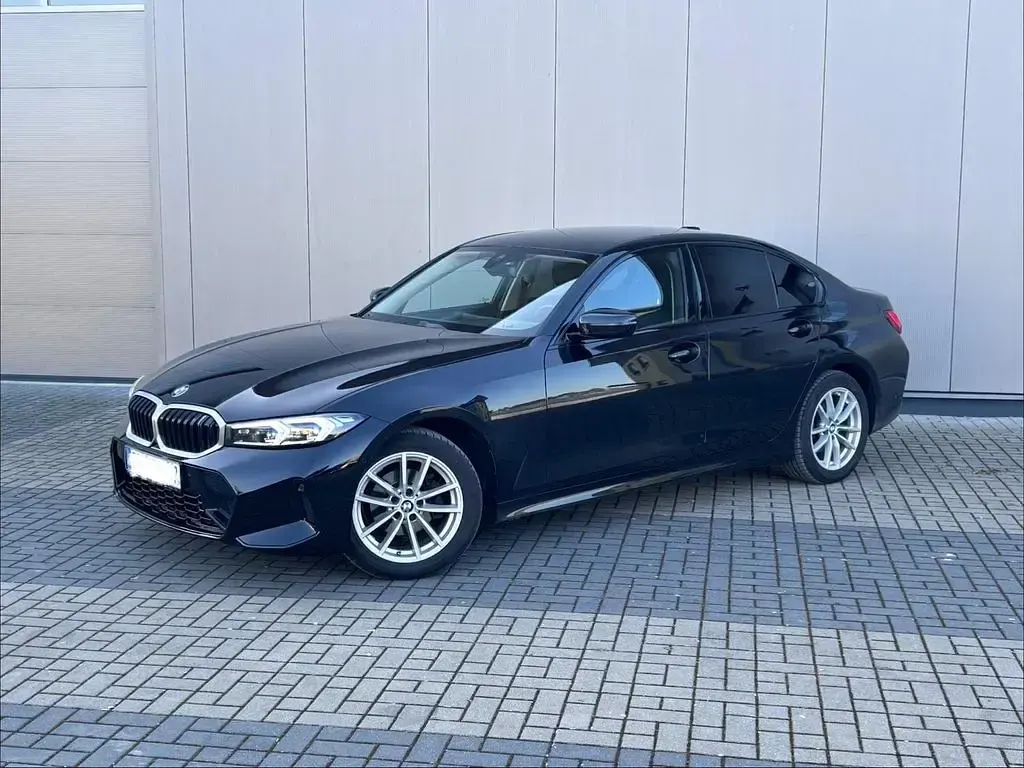 Gebraucht BMW 318 156 PS (114 kW) 2024 Schwarz Limousine
