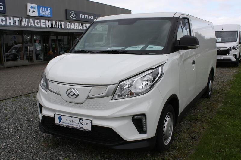 Weiß Gebraucht 2023 Maxus eDeliver 3 Van | 29.840 € (Teuer) - Bild 1/4