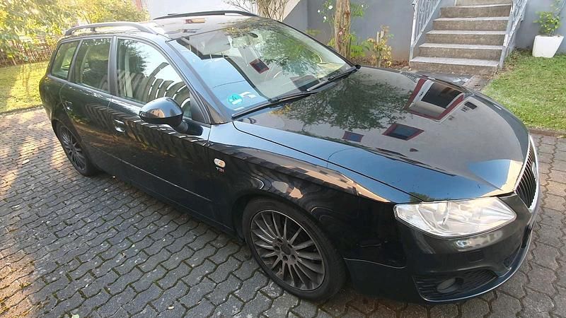Gebraucht Seat Exeo 143 PS (105 kW) 2011 Schwarz Kombi