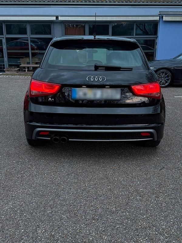 Gebraucht Audi A1 S-Line 122 PS (89 kW) 2014 Schwarz Kleinwagen