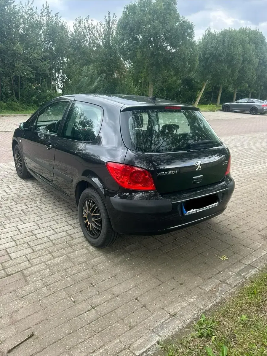 Gebraucht Peugeot 307 88 PS (64 kW) 2006 Schwarz Kleinwagen