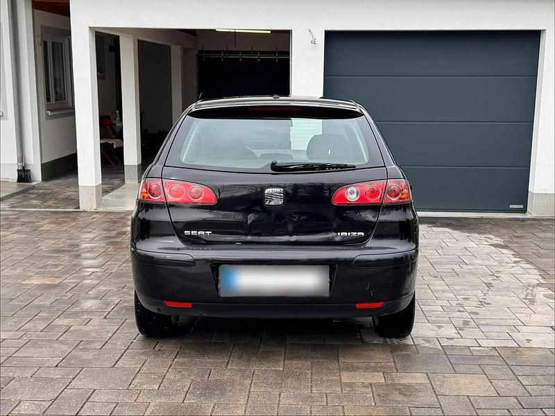 Gebraucht Seat Ibiza 75 PS (55 kW) 2005 Schwarz Kleinwagen