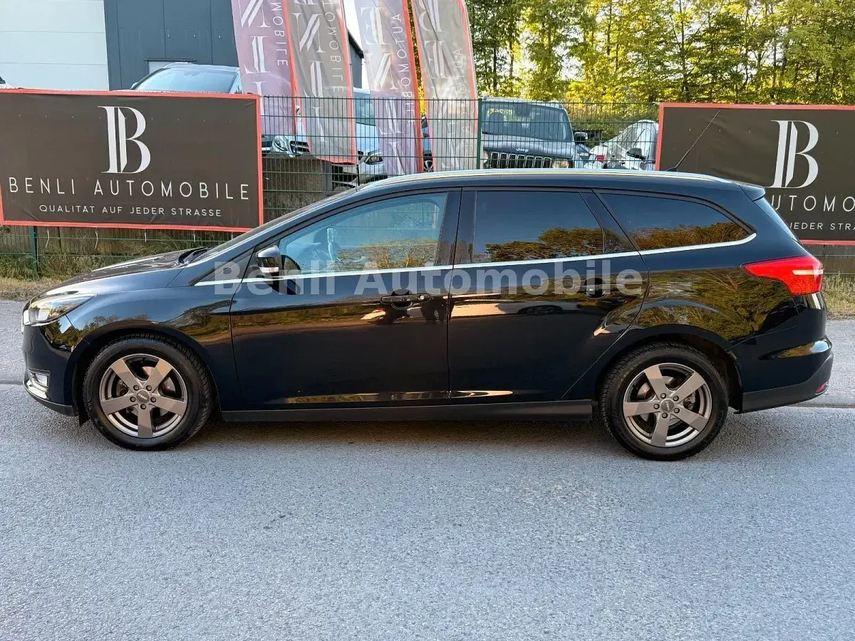 Używany Ford Focus Titanium 125 KM (91 kW) 2015 Czarny Kombi