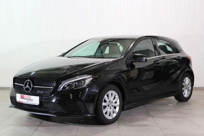 Schwarz Gebraucht 2015 Mercedes A200 Style Kleinwagen | 14.490 € (Fairer Preis) - Bild 1/4