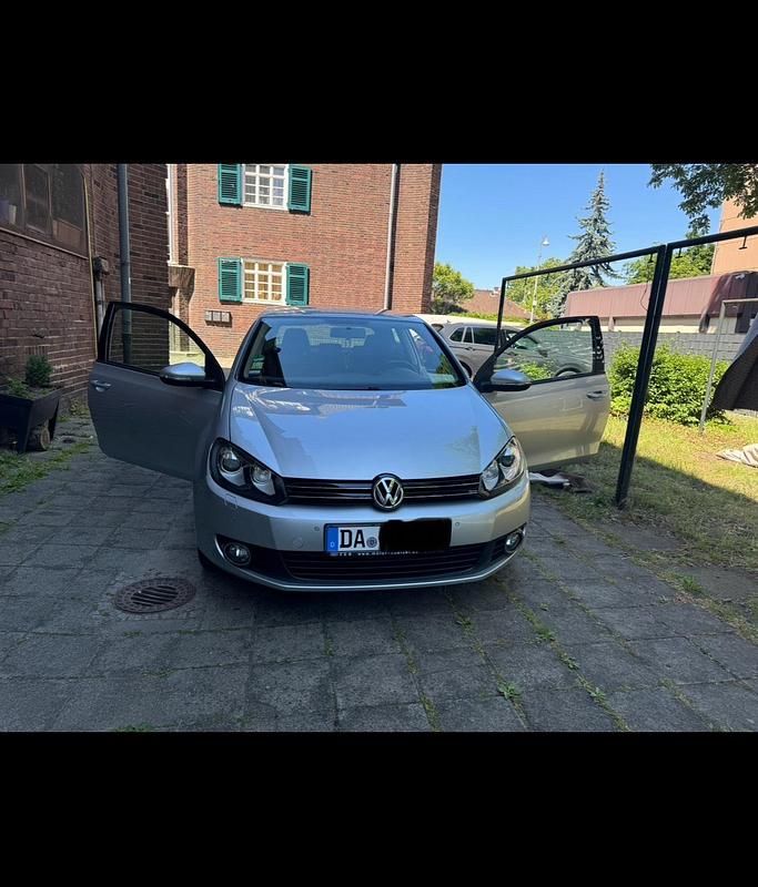Grau Gebraucht 2009 VW Golf VI Kleinwagen | 4.400 € (Fairer Preis) - Bild 1/4