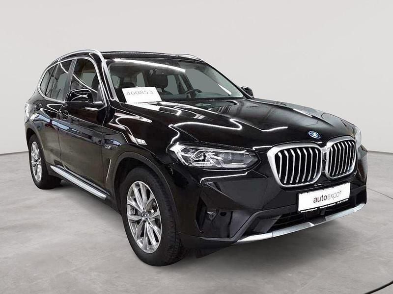 Schwarz uni Gebraucht 2022 BMW X3 Sport Line SUV | 38.990 € (Guter Preis) - Bild 1/4