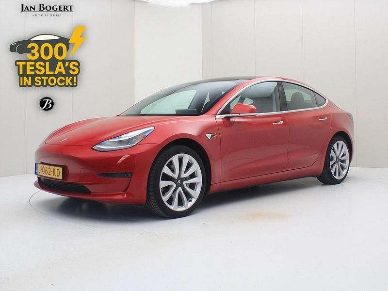 Rot Gebraucht 2020 Tesla Model 3 Long Range AWD Limousine | 21.900 € (Fairer Preis) - Bild 1/4