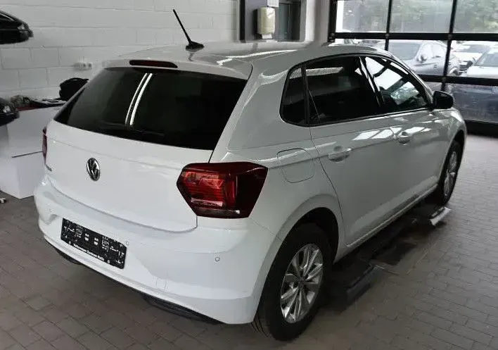 Gebraucht VW Polo Highline 116 PS (85 kW) 2020 Weiß Kleinwagen