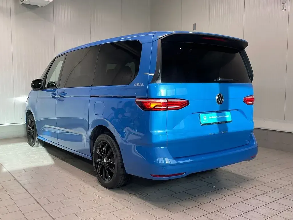 Gebraucht VW Multivan Goal 204 PS (150 kW) 2024 Blau Van / Kleinbus
