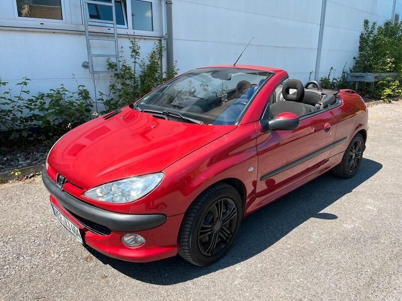 Rot Gebraucht 2003 Peugeot 206 CC Cabrio | 1.800 € (Fairer Preis) - Bild 1/4