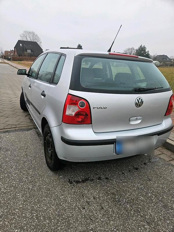 Gebraucht VW Polo 54 PS (39 kW) 2003 Silber Kleinwagen