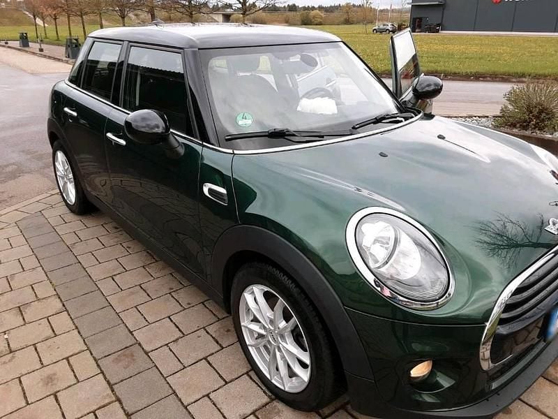 Usata Mini Cooper 136 CV (100 kW) 2016 Verde Utilitaria