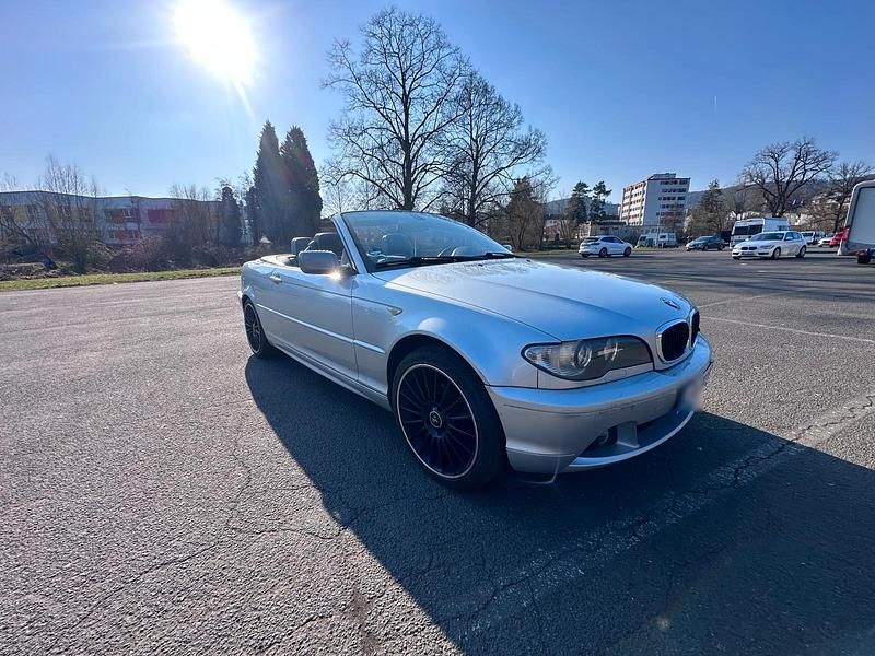 Gebraucht BMW 318 Cabriolet 150 PS (110 kW) 2004 Silber Cabrio