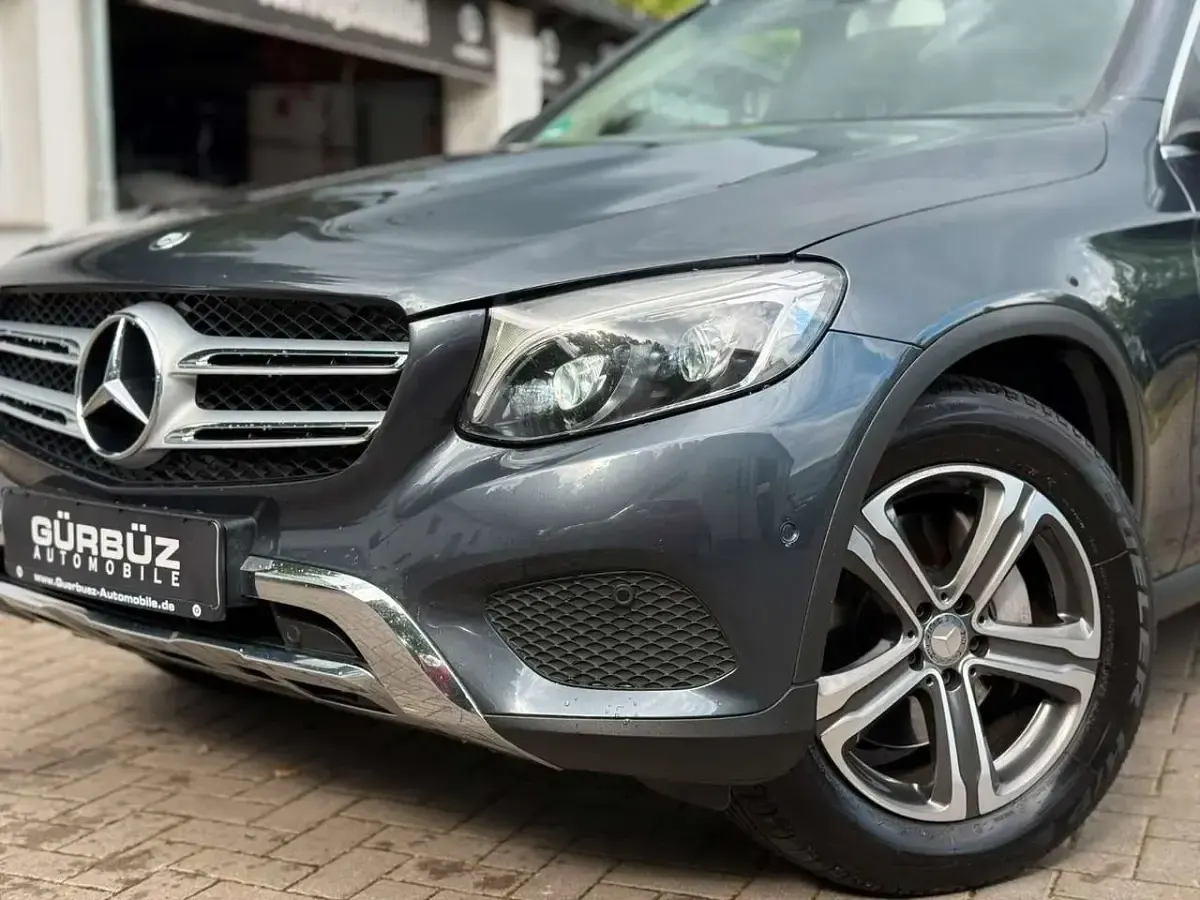 Gebraucht Mercedes GLC220 170 PS (125 kW) 2016 Tenoritgrau SUV