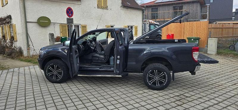 Gebraucht Ford Ranger 200 PS (147 kW) 2019 Grau Pickup