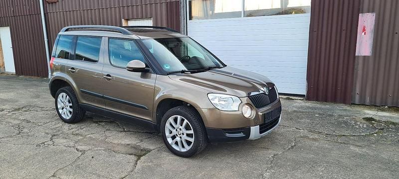 Gebraucht Skoda Yeti Elegance 105 PS (77 kW) 2013 Braun SUV