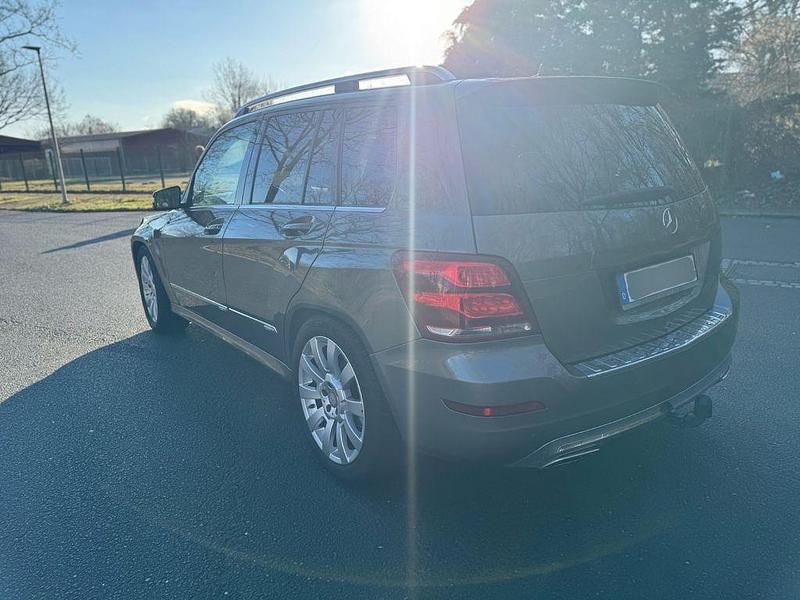 Gebraucht Mercedes GLK350 265 PS (194 kW) 2012 Gold SUV