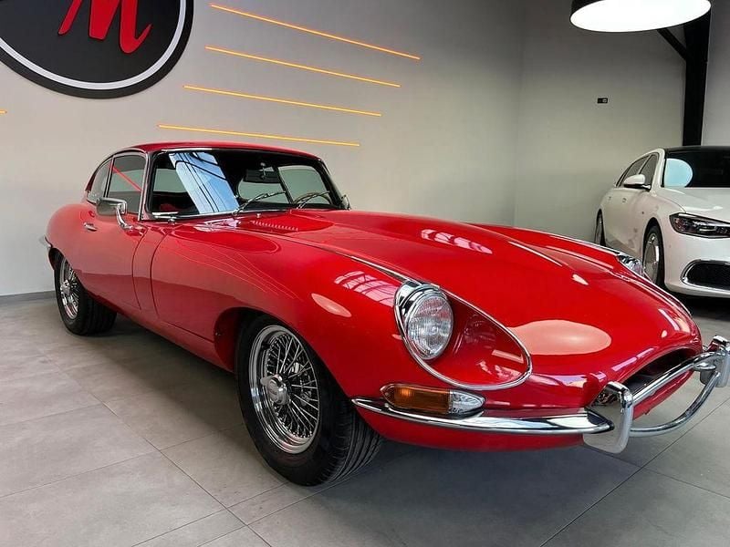 Gebraucht Jaguar E-Type 209 PS (153 kW) 1968 Rot Coupé