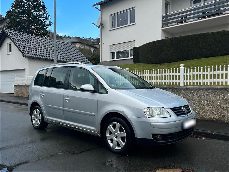 Gebraucht VW Touran 105 PS (77 kW) 2003 Silber Van / Kleinbus