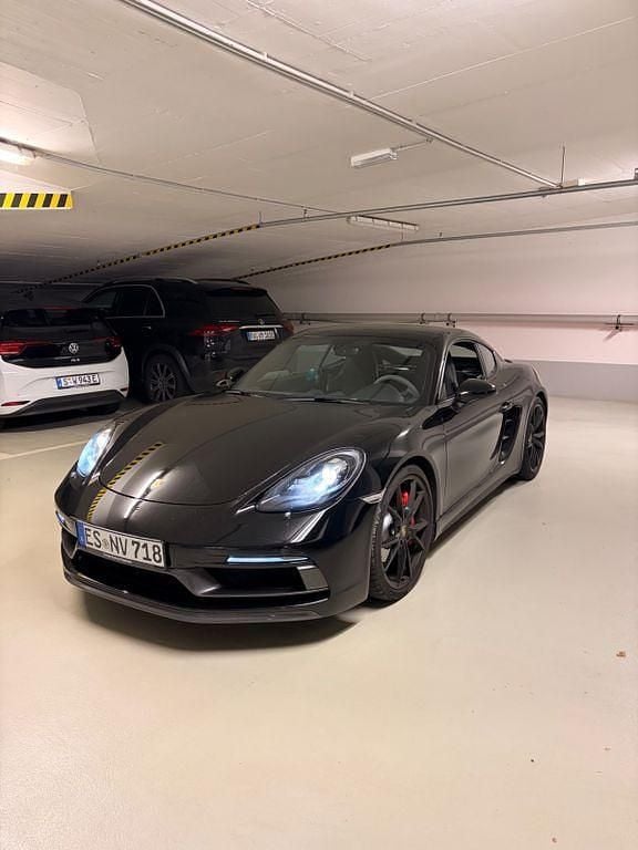 Schwarz Gebraucht 2018 Porsche Cayman GTS Coupé | 58.900 € (Fairer Preis) - Bild 1/4