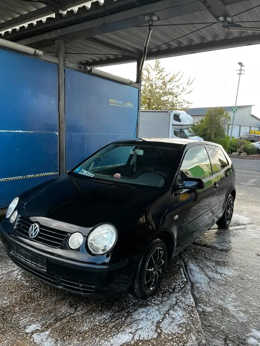 Gebraucht VW Polo 55 PS (40 kW) 2006 Schwarz Kleinwagen