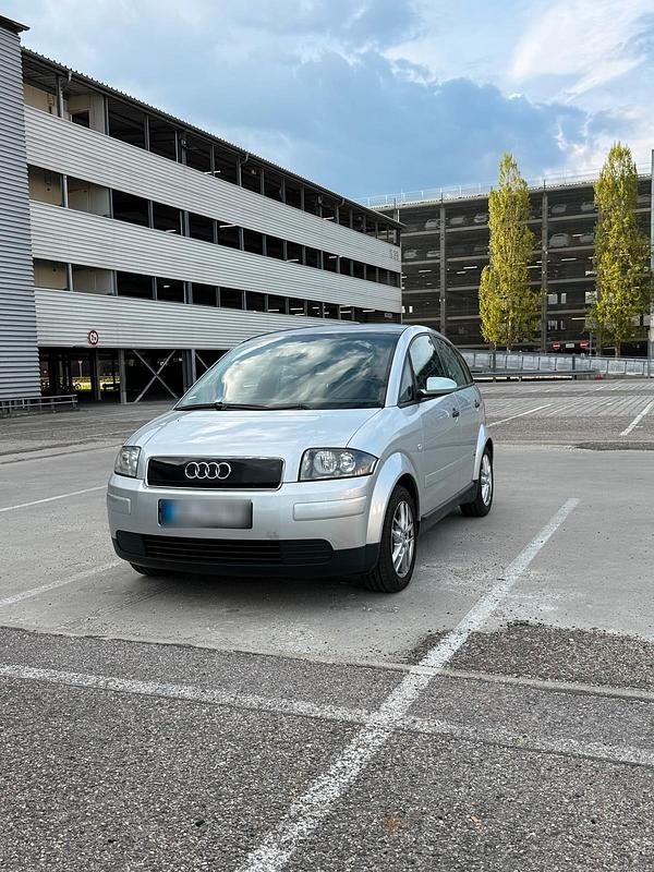 Second-hand Audi A2 75 CP (55 kW) 2001 Argintiu Hatchback
