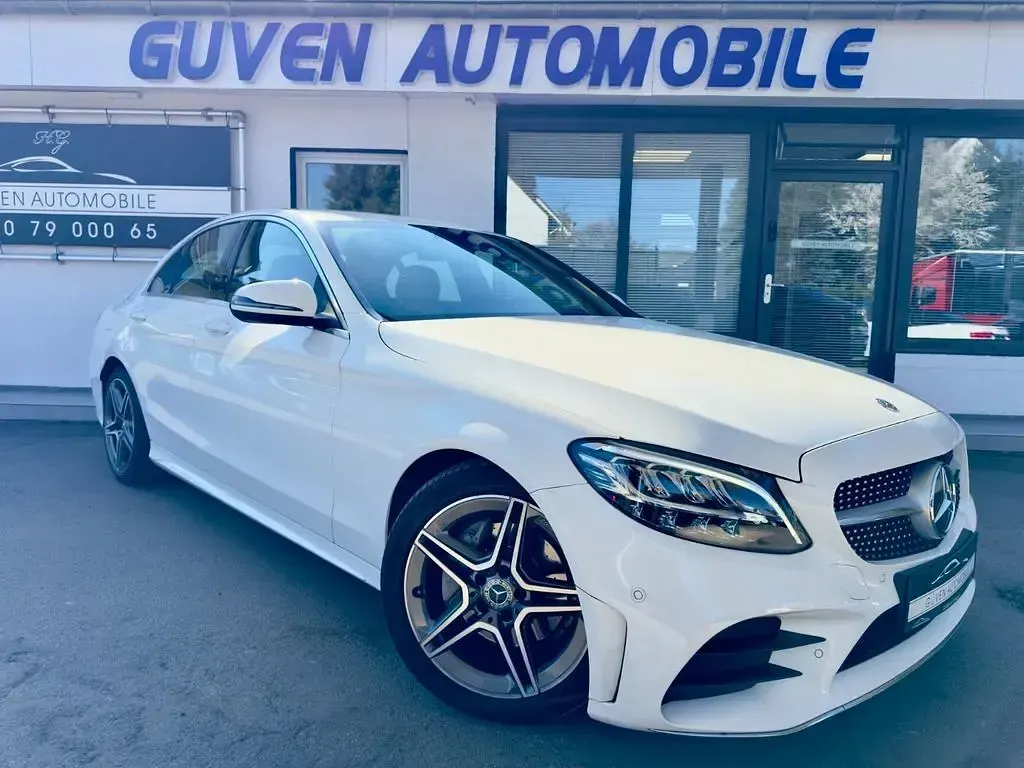 Gebraucht Mercedes C220 AMG line 194 PS (142 kW) 2020 Polarweiss Limousine