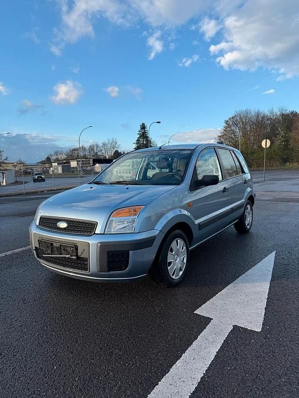 Gebraucht Ford Fusion Style 101 PS (74 kW) 2008 Silber Kleinwagen