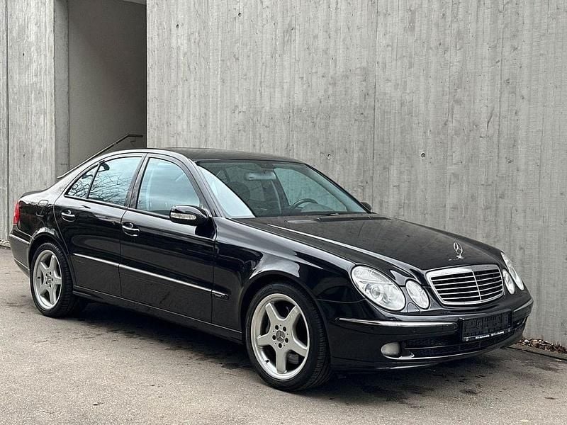 Gebraucht Mercedes E420 Avantgarde 314 PS (230 kW) 2006 Schwarz Limousine