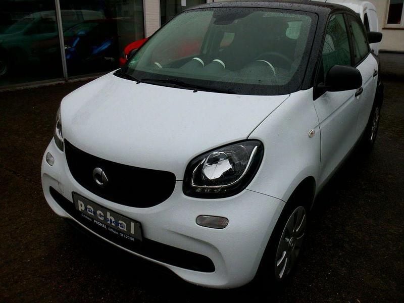 Gebraucht Smart ForFour 71 PS (52 kW) 2019 Schwarz Kleinwagen
