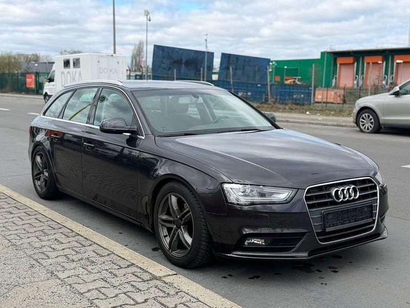Gebraucht Audi A4 Ambition 170 PS (125 kW) 2012 Grau Kombi