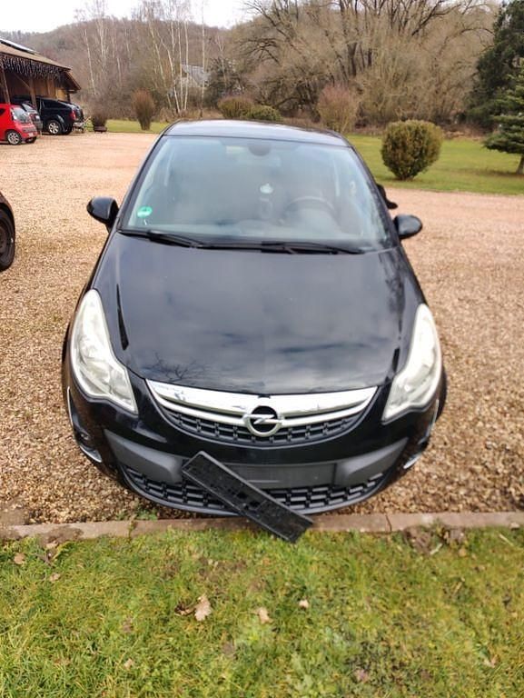 Gebraucht Opel Corsa Innovation 101 PS (74 kW) 2011 Schwarz Kleinwagen