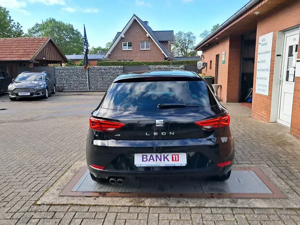 Gebraucht Seat Leon XCELLENCE 150 PS (110 kW) 2017 Schwarz Limousine